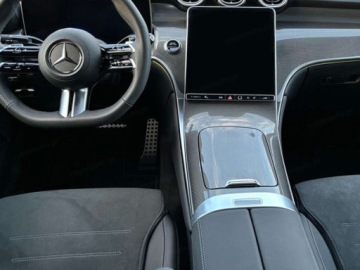 Mercedes GLC C254/X254 Coupe 2.0 300 258KM 2026 GLC Coupe 300 4-Matic AMG Line 2.0 (258KM) 2026, zdjęcie 8