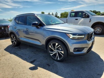 Volvo XC40 Crossover 2.0 T5 247KM 2019 Volvo XC 40 T5 R-Design 2019 2.0 Benzyna 248KM, zdjęcie 4
