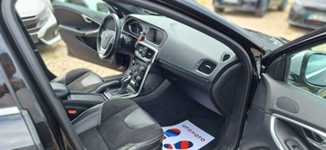 Volvo V40 II Hatchback Facelifting 1.5 T3 152KM 2018 Volvo V40 T3 Ledy, duza navi bixenon R-Design, zdjęcie 10