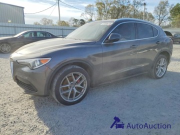 Alfa Romeo Stelvio SUV 2.0 Turbo 280KM 2019 Alfa Romeo Stelvio 2019 ALFA ROMEO STELVIO TI 2.0 Benzyna 280KM