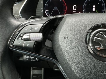 Skoda Octavia IV Scout 2.0 TDI 150KM 2023 Skoda Octavia 2.0TDI 150KM Scout 4X4 DSG l Hak, Gr, zdjęcie 16