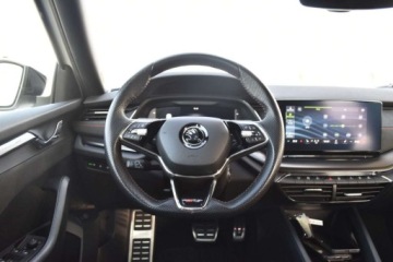 Skoda Octavia IV RS Kombi 2.0 TDI SCR 200KM 2022 Skoda Octavia RS Combi 200KM TDI DSG Hak Virtual LED Matrix WEBASTO VAT23, zdjęcie 11