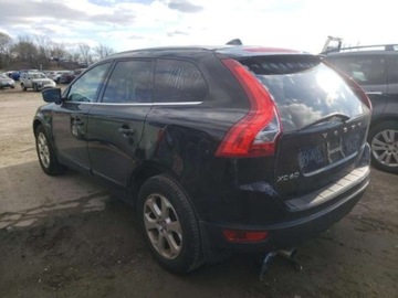 Volvo XC60 I 2013 Volvo XC 60 2013 VOLVO XC60 silnik 3.2, Amer-Pol, zdjęcie 3