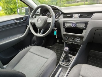 Skoda Rapid II Liftback Facelifting 1.0 TSI 95KM 2017 Škoda RAPID Skoda RAPID Krajowy, książka, zdjęcie 8