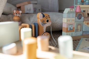 Игрушки для детей Деревянный Тигр на верёвке для тяги JOUECO