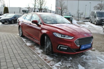 Ford Mondeo V Liftback Facelifting 2.0 EcoBlue 150KM 2020 Ford Mondeo Liftback Titanium 2,0EcoBlue 150KM A8, zdjęcie 3