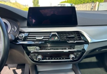 BMW Seria 5 G30-G31 Touring 520d 190KM 2018 BMW Seria 5 520d High Executive full led, panorama 2.0 Diesel 190KM, zdjęcie 11