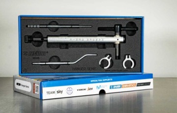 UNIOR 1602/5 Устройство для регулировки переключателей