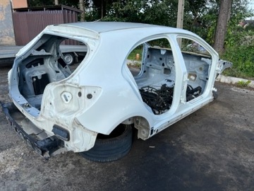 MERCEDES A45 AMG KAROSERIA W176 ĆWIARTKA BŁOTNIK DACH 14r