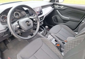 Skoda Kamiq Crossover 1.0 TSI 110KM 2022 Skoda Kamiq SalonPL 1.0TSI 110KM Ambition ACC Kamera Podgrz.Fotele Climatr, zdjęcie 8