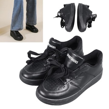 Стильная женская спортивная обувь на толстой подошве.