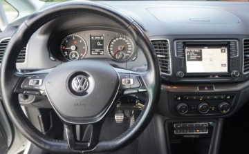 Volkswagen Sharan II Van Facelifting 2.0 TDI SCR 150KM 2017 Volkswagen Sharan Bezwypadkowy Serwisowany 1-Wlasciciel Navi Kamera Pdc Ra, zdjęcie 10