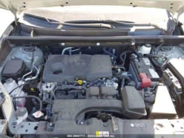 Toyota 2023 Toyota RAV4 2023r., XLE, od ubezpieczalni 2.4 Benzyna 203KM, zdjęcie 11