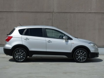 Suzuki SX4 II S-cross 1.6 VVT 120KM 2015 Suzuki SX4 S-Cross 1.6 Ben.120KM/4x4, zdjęcie 2
