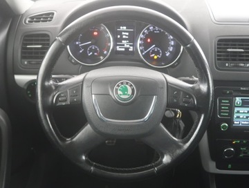 Skoda Yeti Minivan 1.2 TSI 105KM 2011 Skoda Yeti 1.2 TSI, Salon Polska, Klima, zdjęcie 14