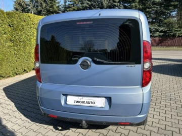 Opel Combo D Tour 1.4 95KM 2014 Opel Combo 1.4i 2Fast bardzo zadbany,serwisowany, zdjęcie 13