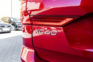 Volvo XC60 II 2021 Volvo XC 60 B4 D AWD Momentum Pro 197KM+14KM FV23%, zdjęcie 24
