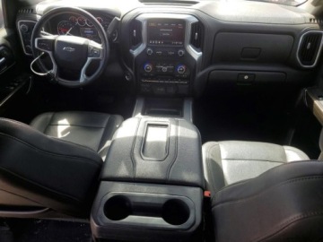 Chevrolet Silverado II 2021 Chevrolet Silverado K1500 Rst 2021 5.3 Benzyna 355KM, zdjęcie 8