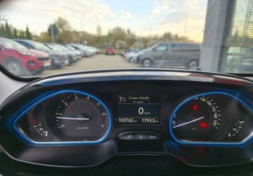 Peugeot 2008 I SUV 1.2 VTi 82KM 2014 Peugeot 2008 Peugeot 2008 1.2 VTi Allure 1.2 Benzyna 82KM, zdjęcie 11