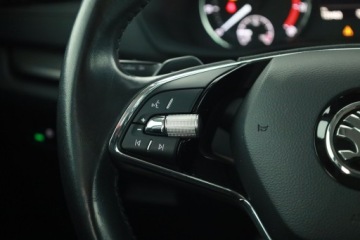 Skoda Octavia IV Liftback 1.0 TSI EVO 110KM 2022 Skoda Octavia 1.0 TSI e-tec, Salon Polska, zdjęcie 10