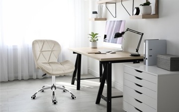 Вращающееся офисное кресло ВЕЛОР для кабинета салона Mark Adler Future 3.0 Beige