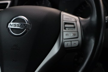 Nissan Qashqai II Crossover 1.2 DIG-T 115KM 2014 Nissan Qashqai 1.2 DIG-T, Serwis ASO, Navi, Klima, zdjęcie 15