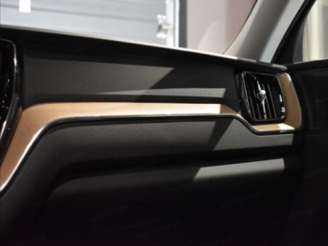 Volvo XC60 II 2026 VOLVO XC60 B5 AWD Ultra Dark Suv 2.0 (250KM) 2026, zdjęcie 10