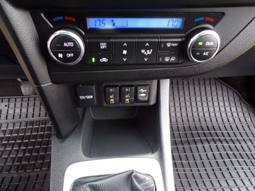 Toyota Auris II Touring Sports D-4D 125 124KM 2013 TOYOTA AURIS 2.0 D4D Z NIEMIEC NAVI ALU SKÓRA, zdjęcie 21