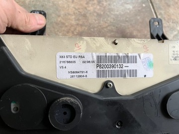 PŘÍSTROJOVÁ DESKA OPEL TRAFIC VIVARO 1.9 DCI P8200390132