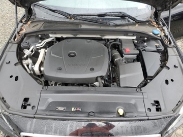 Volvo S90 II 2018 Volvo S90 2018 Volvo S90 T5 FWD Momentum 2.0 Benzyna 258KM, zdjęcie 6