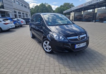 Opel Zafira B 1.8 ECOTEC 140KM 2013 Opel Zafira Automat 1.8 Benzyna 140KM