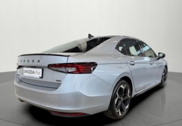 Skoda Superb IV Liftback 2.0 TSI 265KM 2024 Skoda Superb 2.0TSI 4X4 Sportline 2.0 Benzyna 265KM, zdjęcie 4