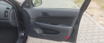 Hyundai i30 I CW Facelifting 1.4 DOHC 109KM 2012 Hyundai i30 1.4 benz ,bezwypadek ,po lifcie , 1.4 Benzyna 109KM, zdjęcie 17