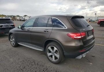 Mercedes GLC 2017 Mercedes-Benz GLC Auta z USA - Zapytaj o wiecej ofert 2.0 Benzyna 245KM, zdjęcie 6