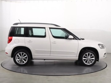 Skoda Yeti Outdoor 1.2 TSI 110KM 2016 Skoda Yeti 1.2 TSI, Salon Polska, Klima, zdjęcie 5