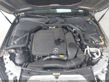 Mercedes Klasa C W205 2019 Mercedes-Benz Klasa C 4MATIC Sedan 255KM , od ubezpieczalni 2.0 Benzyna, zdjęcie 12