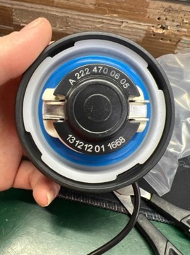 КРЫШКА ТОПЛИВОБАЛКА ДЛЯ MERCEDES-BENZ A2214700705 A2214700605 ЧЕРНАЯ