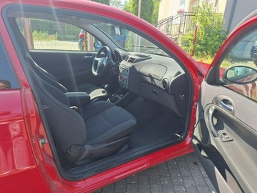 Alfa Romeo 147 Hatchback 1.6 i 16V T.Spark 120KM 2002 Alfa Romeo 147, zdjęcie 13