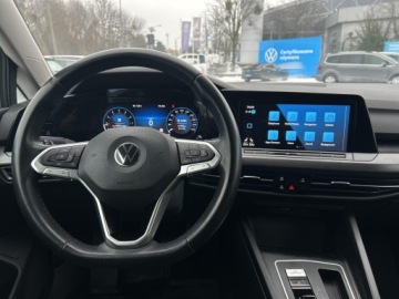 Volkswagen Golf VIII Variant 1.5 eTSI 150KM 2022 Volkswagen Golf APP!Tempomat ACC!Ambiente!Podgrzew, zdjęcie 14