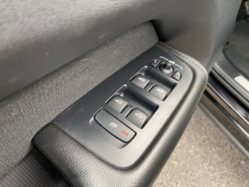 Volvo XC60 II Crossover D3 150KM 2018 Volvo XC 60 LEDY NAWIGACJA PARKTRONIC ASYSTEN PASA GRZANE FOTELE POLSKORY, zdjęcie 13