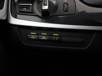 BMW Seria 5 F10-F11 Touring Facelifting 520d 190KM 2016 BMW 520 4x4 automat full LED skóra duża navi, zdjęcie 36