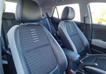 Kia Stonic I Crossover Facelifting 1.2 DPI 84KM 2022 Kia Stonic 1.2 Benzyna 84KM, zdjęcie 19