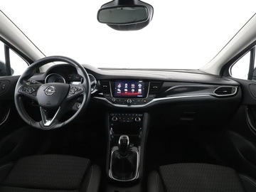 Opel Astra K Hatchback 5d 1.4 Turbo 150KM 2017 Opel Astra Innovation 150KM półskóra grzane, zdjęcie 14