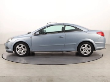 Opel Astra H Cabrio 1.8 ECOTEC 140KM 2006 Opel Astra 1.8 16V, Klima, zdjęcie 2