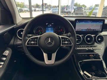 Mercedes GLC C253 SUV Facelifting 2.0 200d 163KM 2022 Mercedes-Benz GLC 200d 4-Matic Nawigacja Kamera cofania CarPlayAndroid, zdjęcie 13