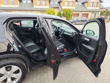 Volvo XC40 Crossover 1.5 T3 156KM 2018 Volvo XC 40 ___T3 Benzyna 156KM FULL LED Virtual Skora Panorama HarmanKard, zdjęcie 17