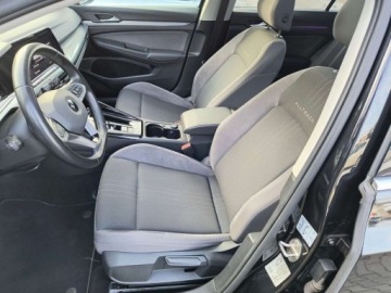 Volkswagen Golf VIII Alltrack 2.0 TDI 200KM 2022 Volkswagen Golf Alltr. 4Mot. ASO 2.0TSI 200KM bezwypadkowy pakiety panoram, zdjęcie 14