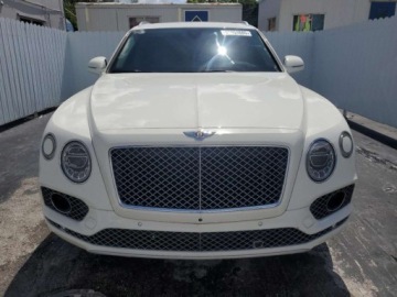 Bentley Bentayga 2020 Bentley Bentayga 2020 Bentley Bentayga 3.0 Hybryda 443KM, zdjęcie 5