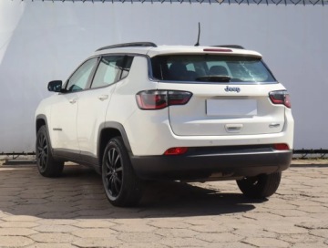 Jeep Compass II SUV 1.4 MultiAir 140KM 2017 Jeep Compass 1.4 MultiAir, Klima, Tempomat, zdjęcie 3