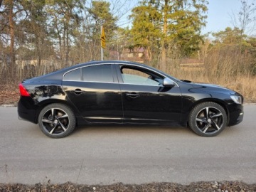 Volvo S60 II Sedan Facelifting 2.0 D2 DRIVE-E 120KM 2015 Volvo S60 Volvo S60 2.0 R-Desing Skory Harman Kardon Super Stan 2.0, zdjęcie 5